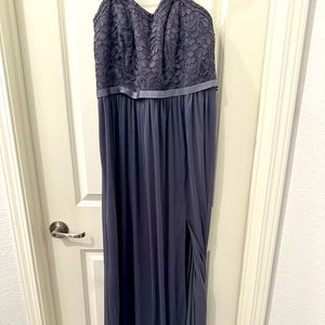 David’s Bridal bride’s dress with no alterations